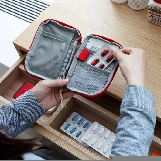 Kit portable de primeros auxilios
